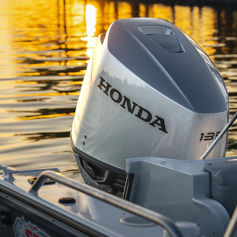 Honda Outboards In Stock Coffs Harbour Marine 05.jpg