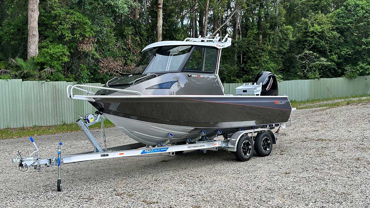 McLay 591 Sportsman XL HT - Coffs Harbour Marine_0010_Background.jpg